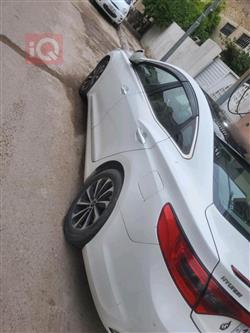 هیوندای ازێرا